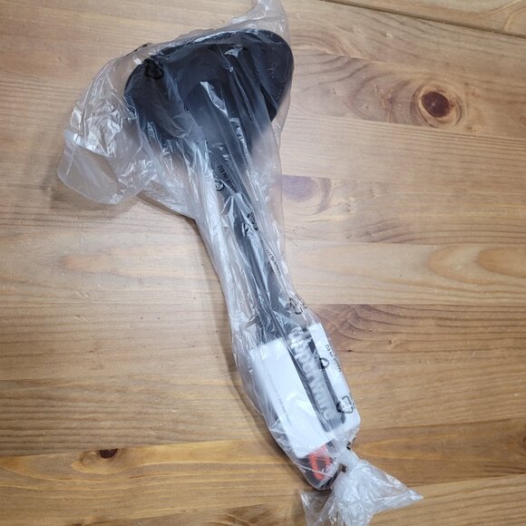 Tupperware Soup Ladle - Picture 3 of 3